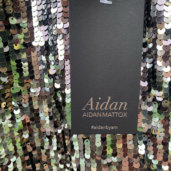 AIDAN MATTOX Sequin V-Neck Long Sleeve | 10 - Picture 10 of 16